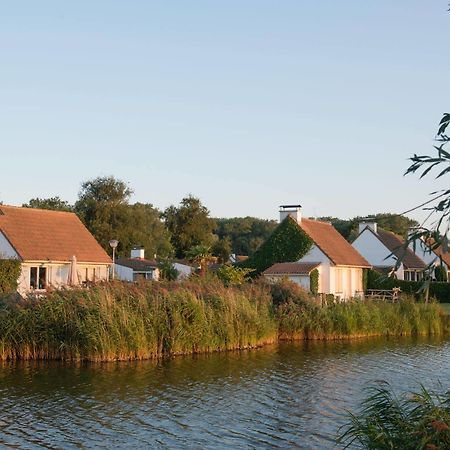 Sunparks Oostduinkerke - Plopsaland Hotel Exterior foto